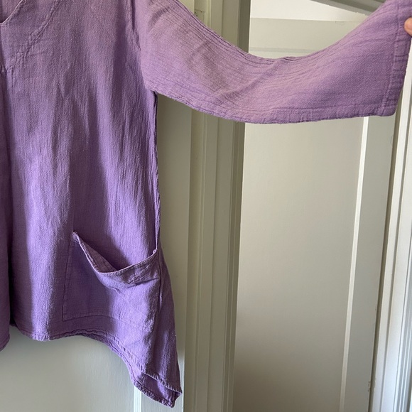 NWOT Maria de Guadalajara Purple Long Sleeve Linen Top with Pockets - Picture 2 of 6